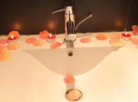 Bed and breakfast Chroma 3*