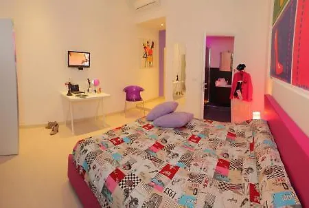 Chroma Bed and breakfast